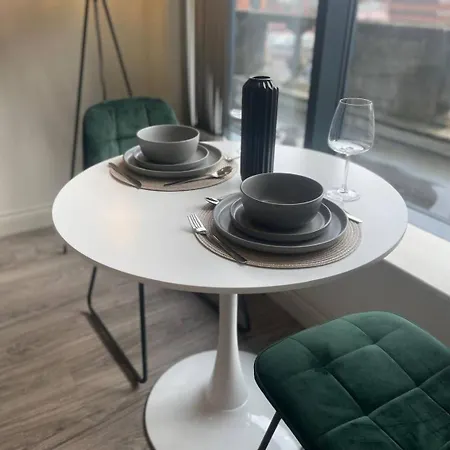 1 Bed Flat In The Heart Of Leeds